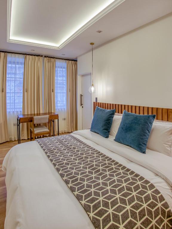 Wanderlot - Hotel Plaza Central