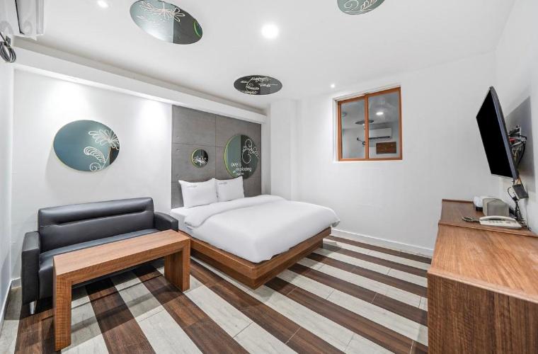 TV a/nebo společenská místnost v ubytování OU Hotel