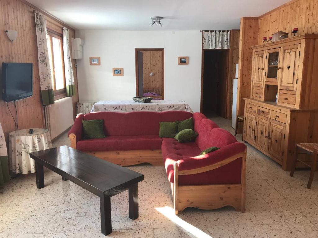 Grand appartement 5 chambres avec Wi-Fi et parking aux Gets