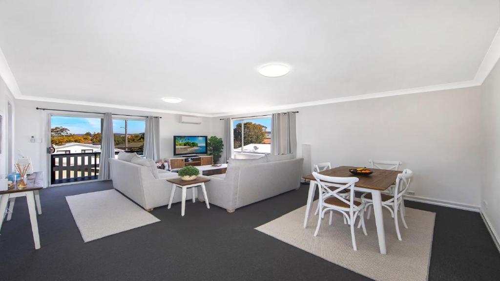 Kinross Umina Beach, Ettalong Beach (updated prices 2024)