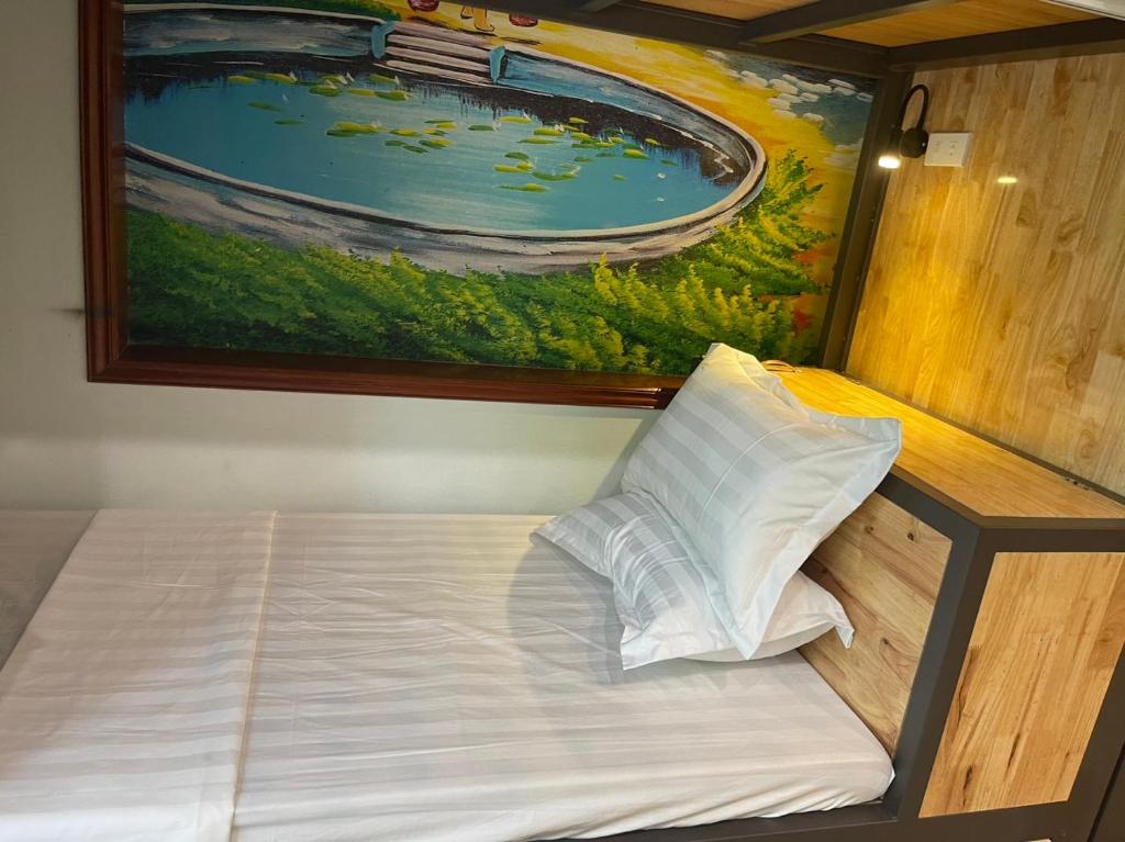 Postel nebo postele na pokoji v ubytování Tam Coc Guest House & Hostel