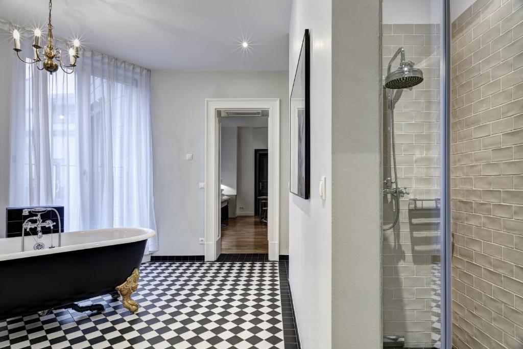 Gorki Apartments - 16