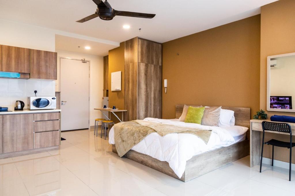 EntireUnits, Pool,Parking,Jaya One,Pacific Towers,Petaling Jaya - Studio Lit King-Size
