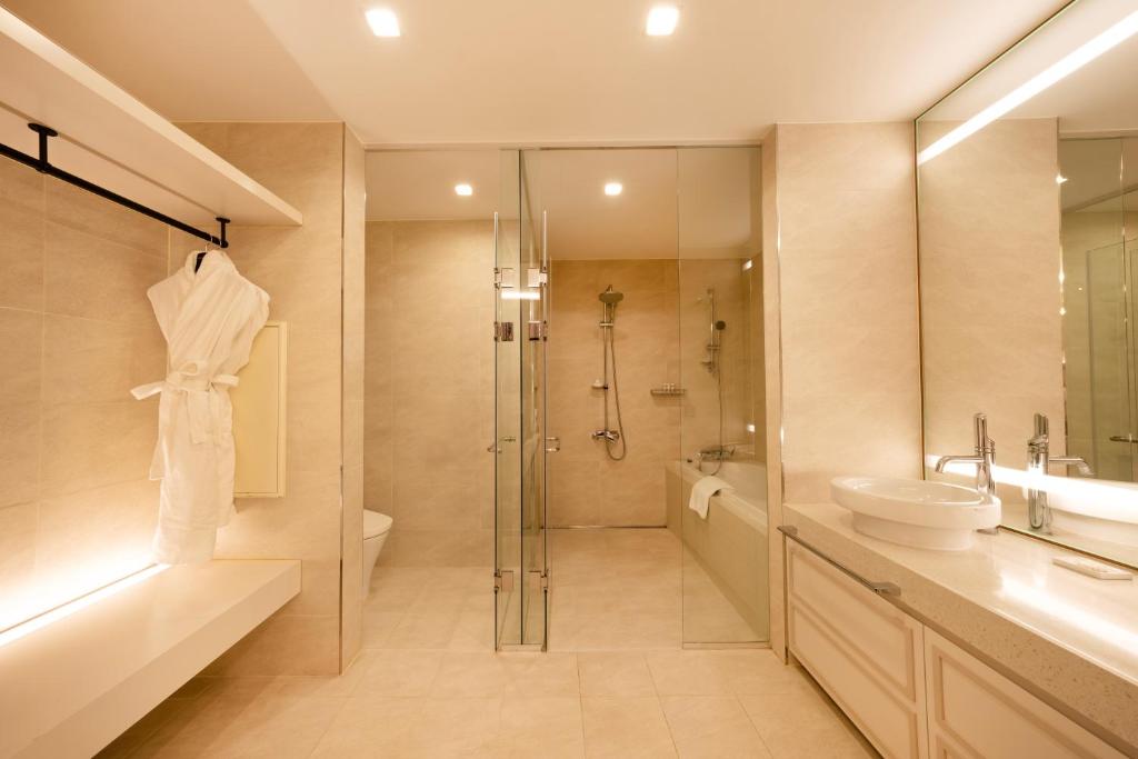 Hotel Marinabay Seoul - Junior Suite Familiar Habitación Doble + Piscina