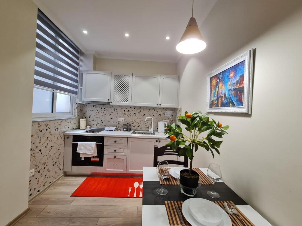 City Center Tirana luxury Orange Apartment 9B - Image 9