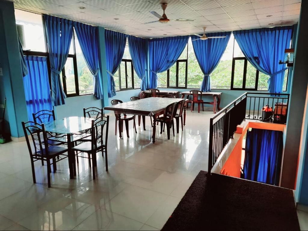 Restaurace v ubytování Sunila Family Rest Anuradhapura