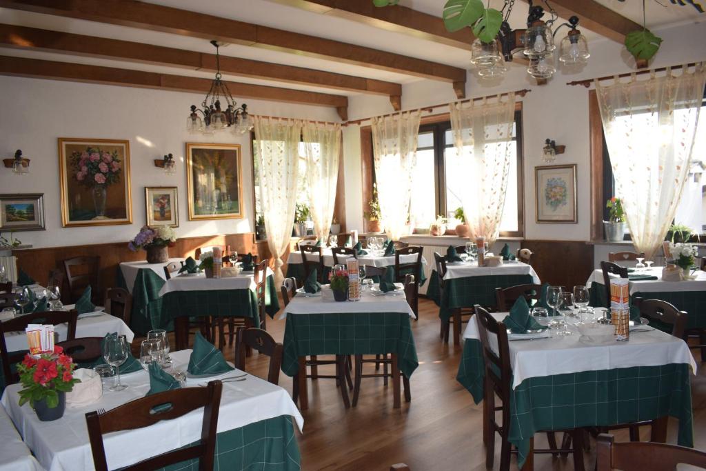 Restaurace v ubytování Albergo Canella