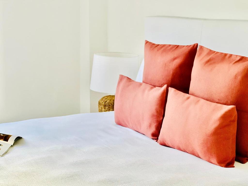 Postel nebo postele na pokoji v ubytování Canaryislandshost l Room