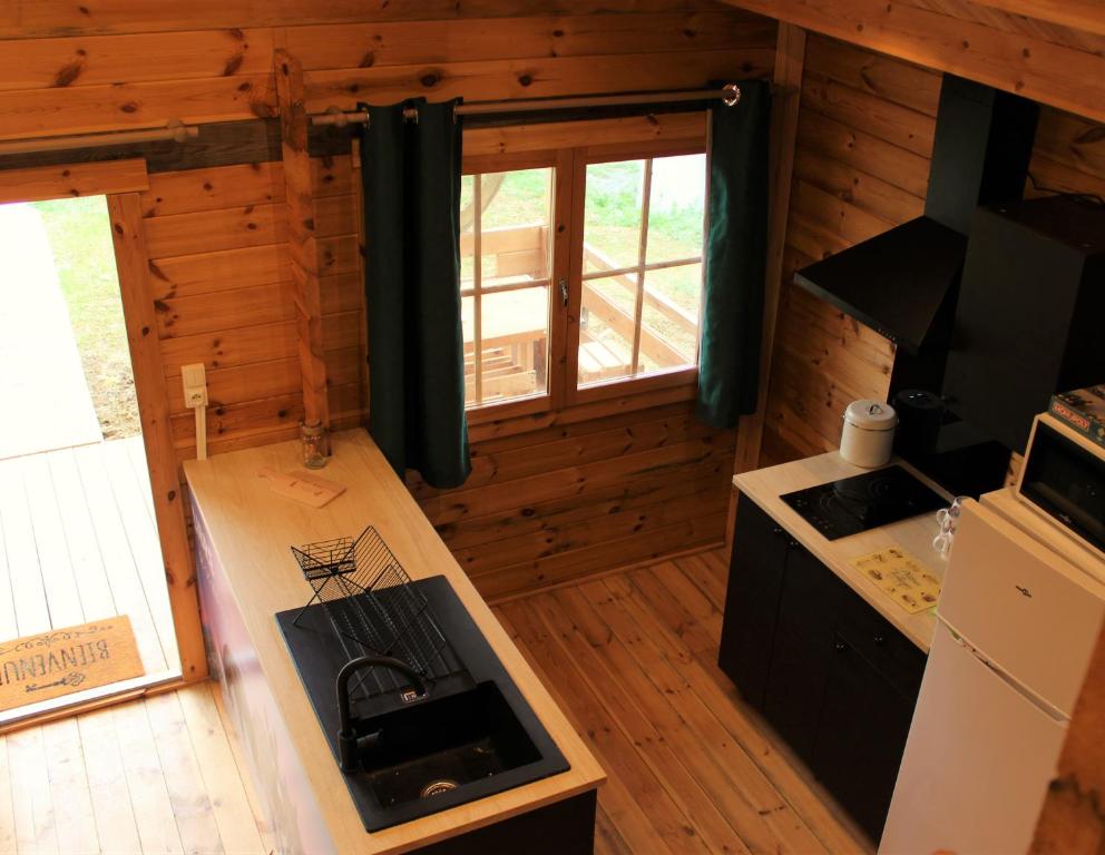 Kuchyň nebo kuchyňský kout v ubytování Chalet Estive