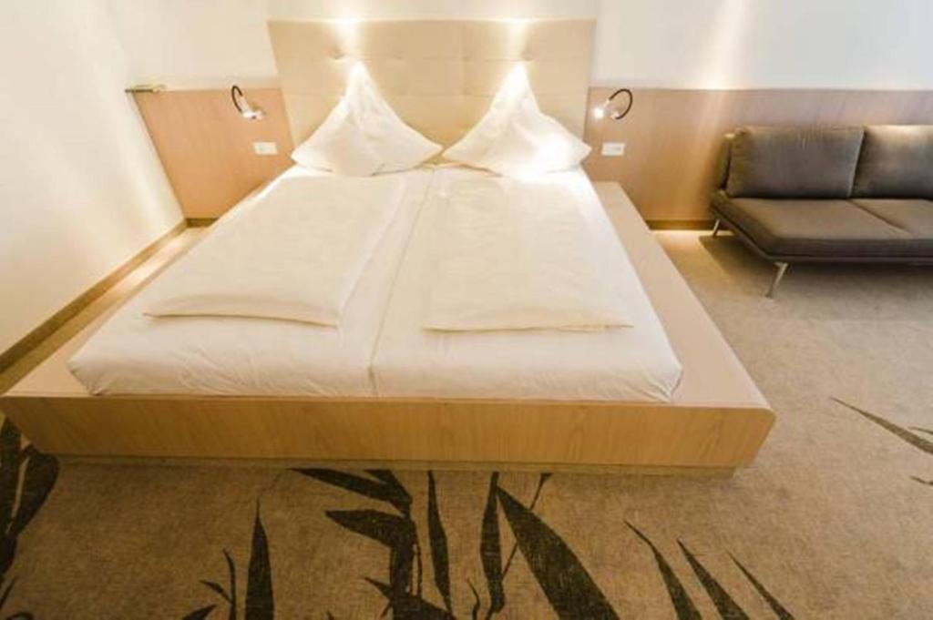 Mintrops Land Hotel Burgaltendorf - Junior Suite Himmelstürmer