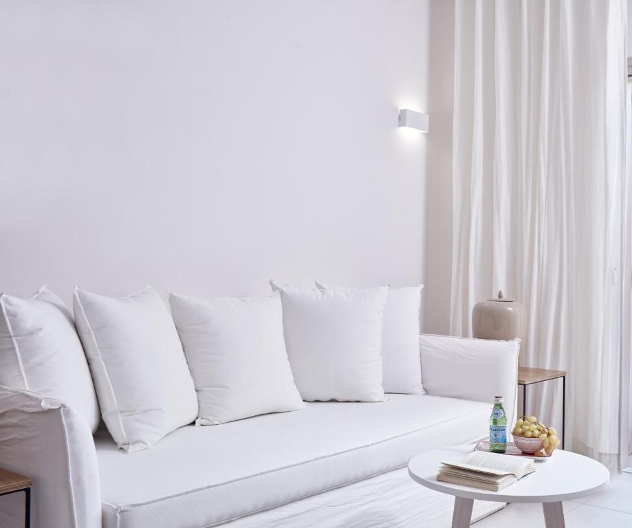 Santo Miramare Beach Resort - 9