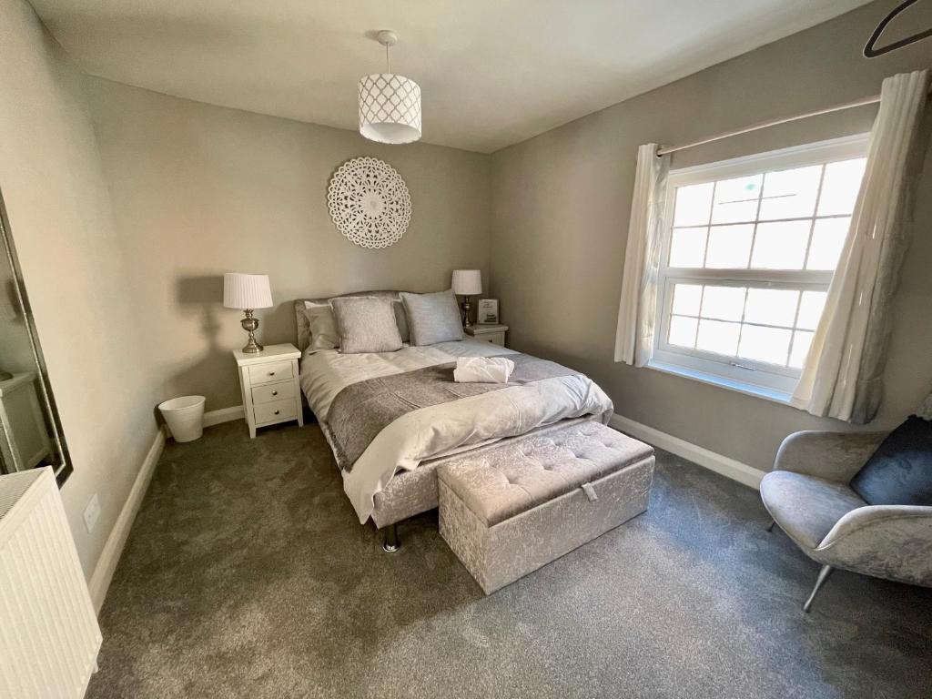Silver Stag Properties, 3 BR House in Ashby - Housity