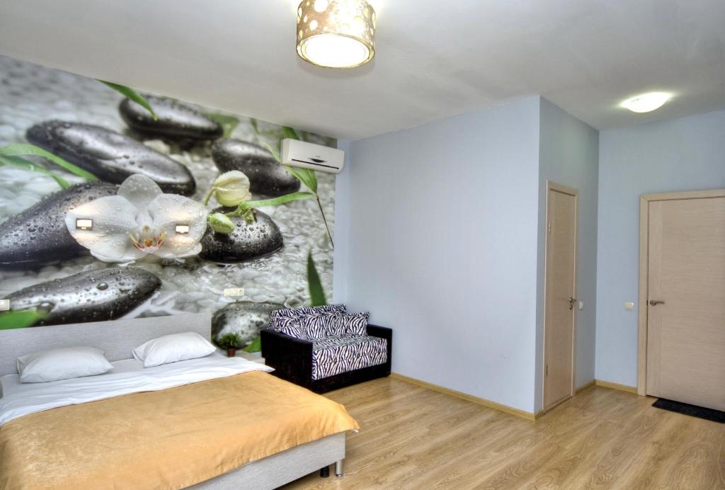 Postel nebo postele na pokoji v ubytování Golden Gate Inn