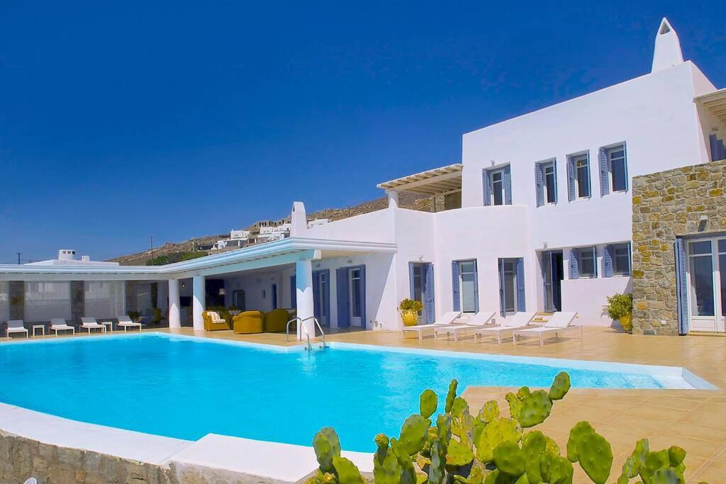 Gallery image of Lia beach Estate in Mikonos