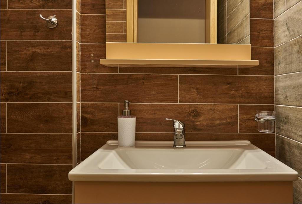 Kúpeľňa v ubytovaní Athos Thea Luxury Rooms