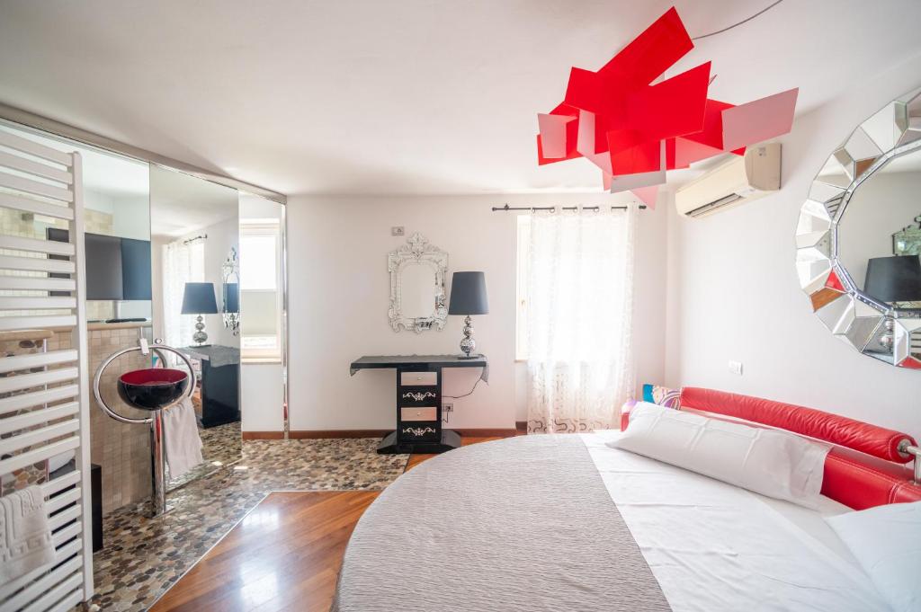 Madonna Villa Baietta - 2