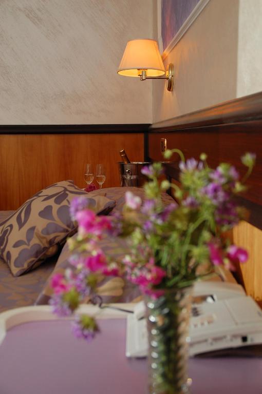 Posezení v ubytování Benny Hotel