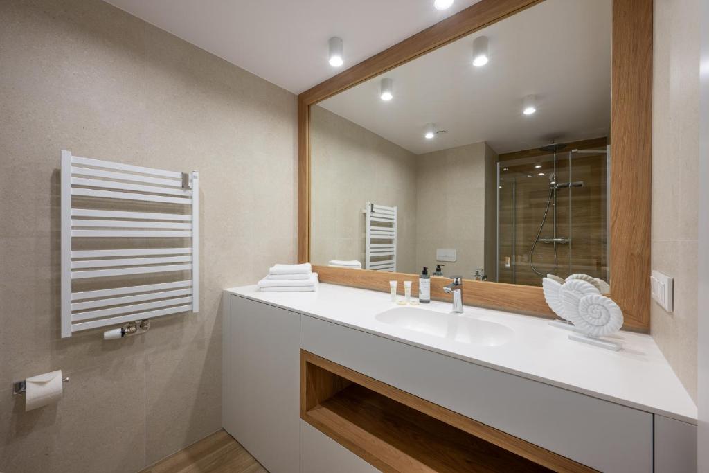 Sea Collection by Marina Royale - Suite Con Vistas Al Mar