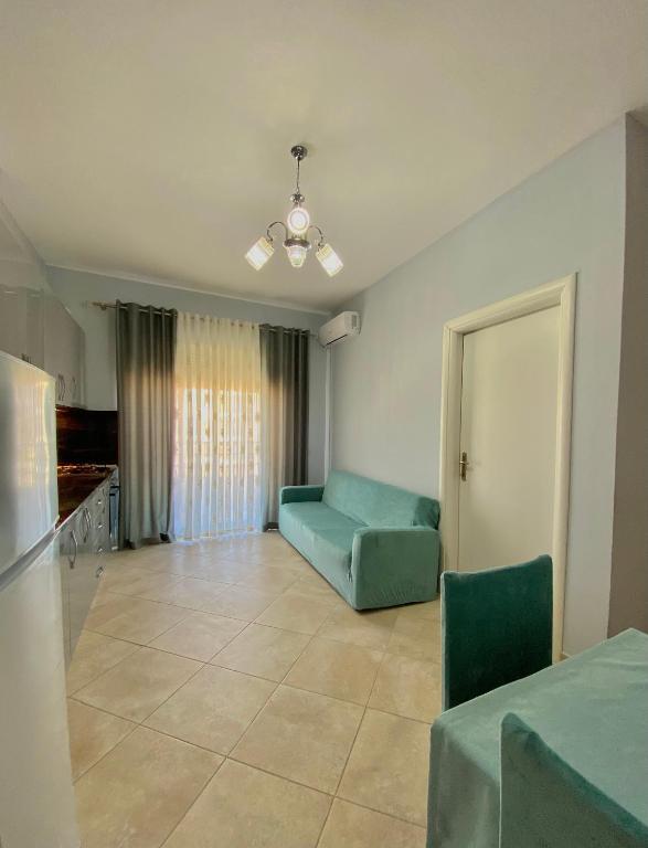 Durres Apartament Sea View - Image 6