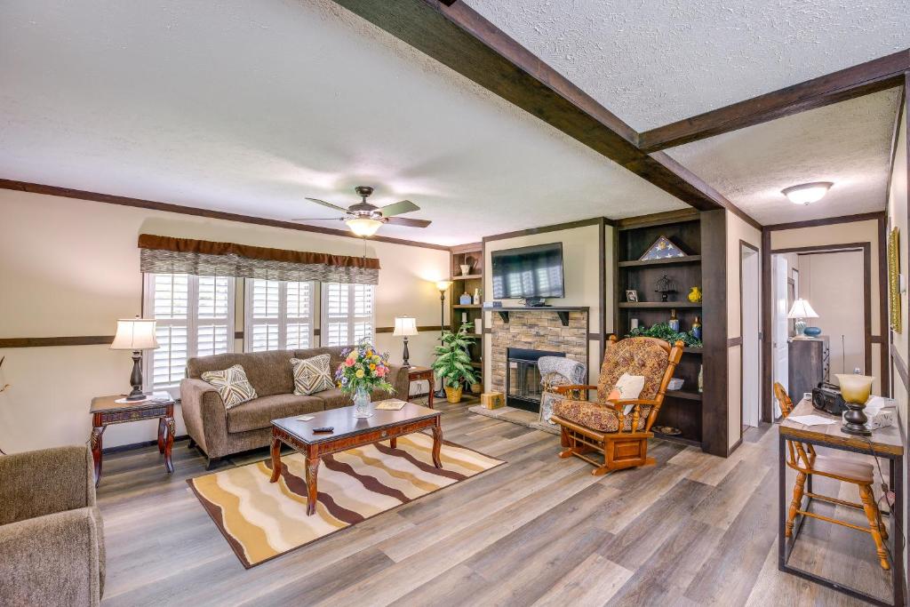Dog-Friendly Home with Mtn Views in Chilhowie! - Housity
