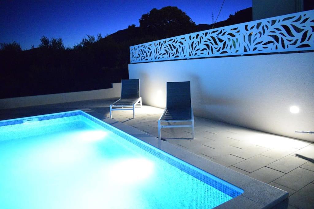 Luxury apartment with Pool, Jacuzzi and Sea View Split