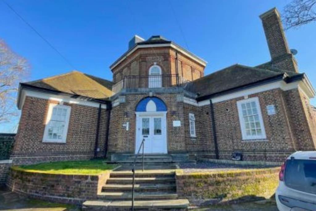 Gallery image of Rarefind C.19th Loft with balcony.NEC/BHX 10 mins. in Coleshill