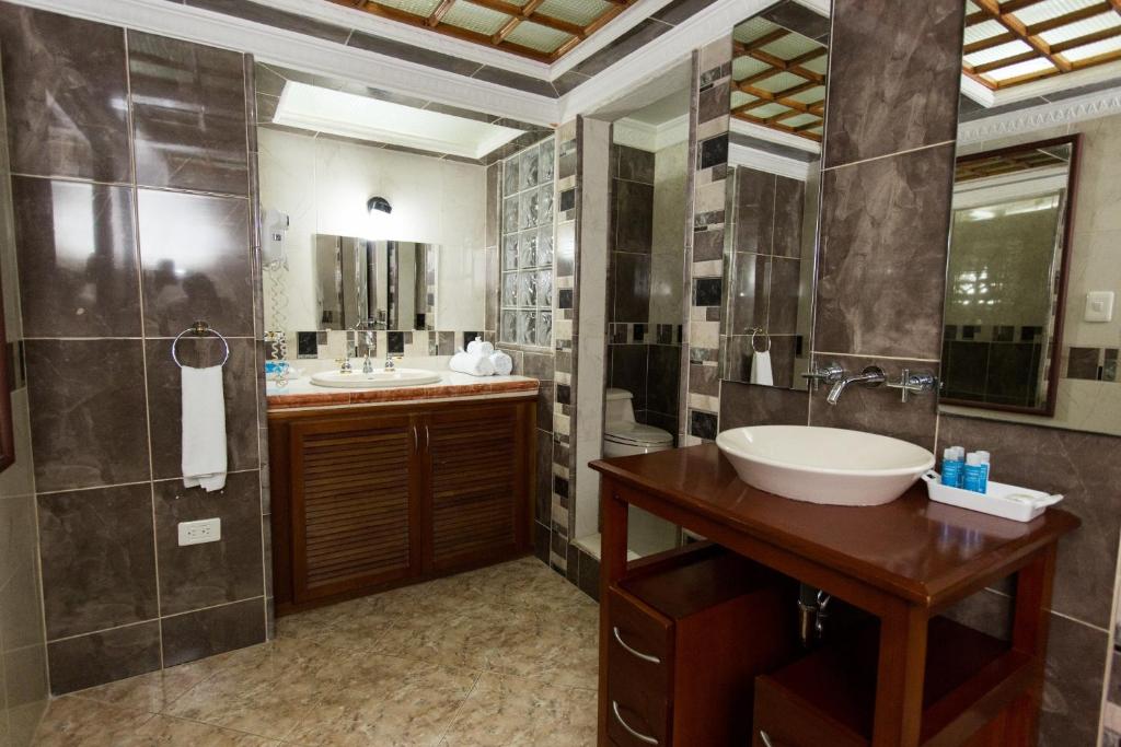 Koupelna v ubytování Hotel Sicarare
