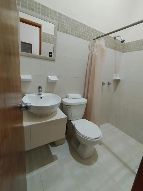Koupelna v ubytování Hotel San Miguel