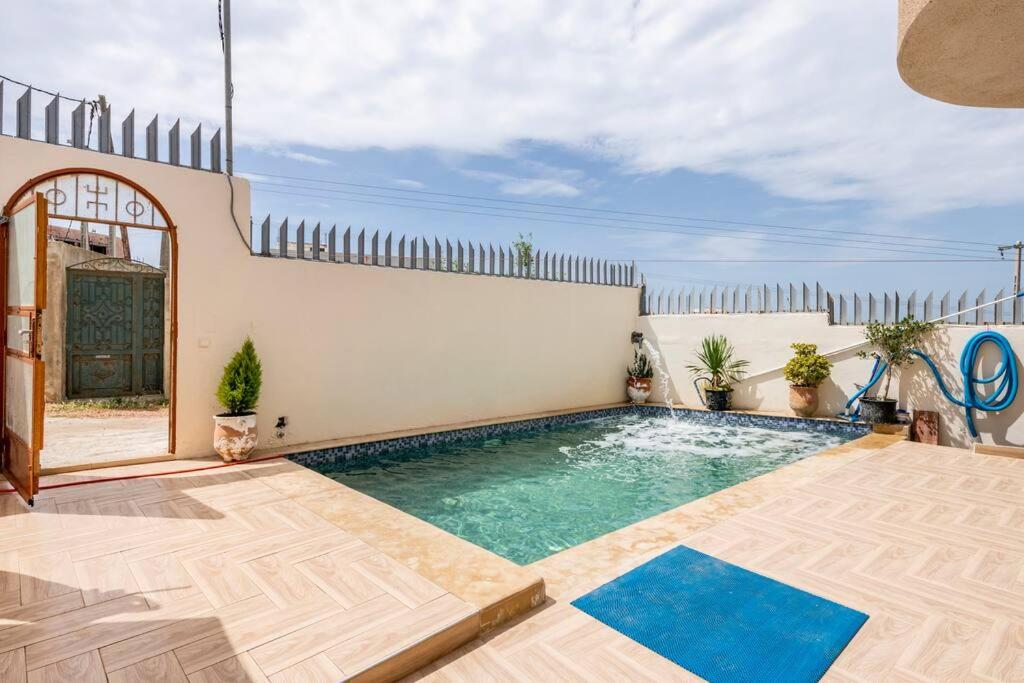 Bazén v ubytování Villa avec vue sur mer nebo v jeho okolí