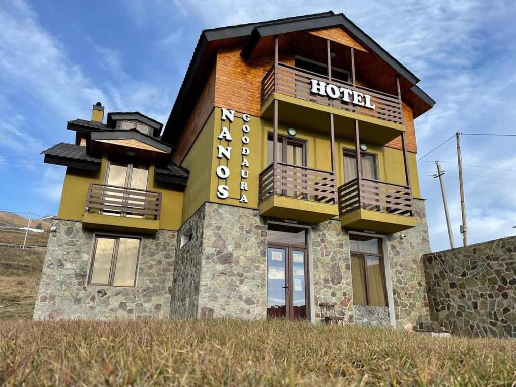 Bismillah hotel and restaurent