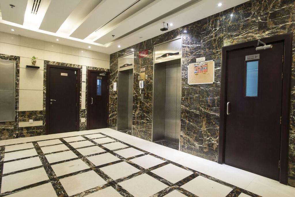 Fotografie z fotogalerie ubytování Beautiful Partition Room in Al barsha 1 Near Metro v Dubaji