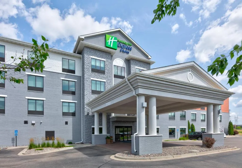 Holiday Inn Express Hotel & Suites Shakopee, an IHG Hotel in Eden Prairie
