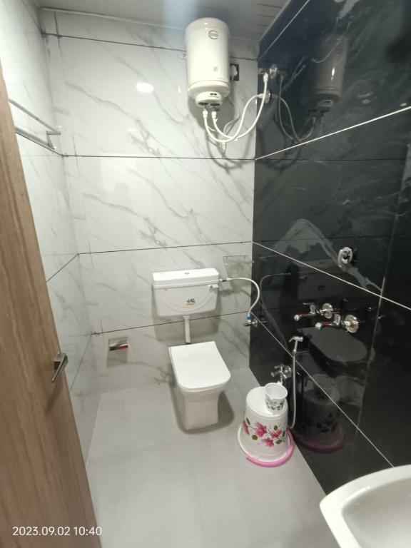 Kalptaru Home Stay Aff by MP TOURISM - Deluxe Double Room