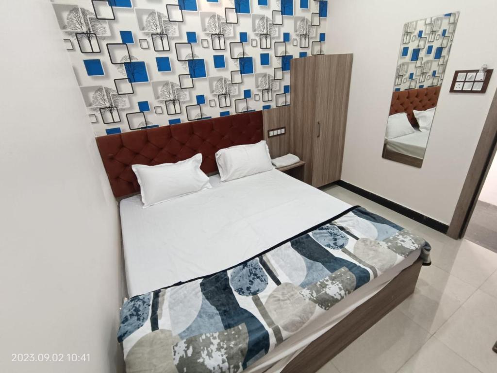 Kalptaru Home Stay Aff by MP TOURISM - Budget Double Room