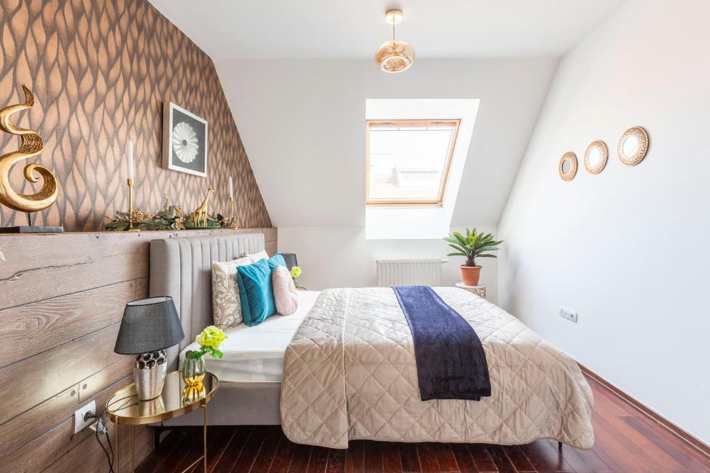 Deluxe Central Quentin Apartment 3BEDRM, 2BATHRM 1075 Budapest, 13 Király utca kép - 1