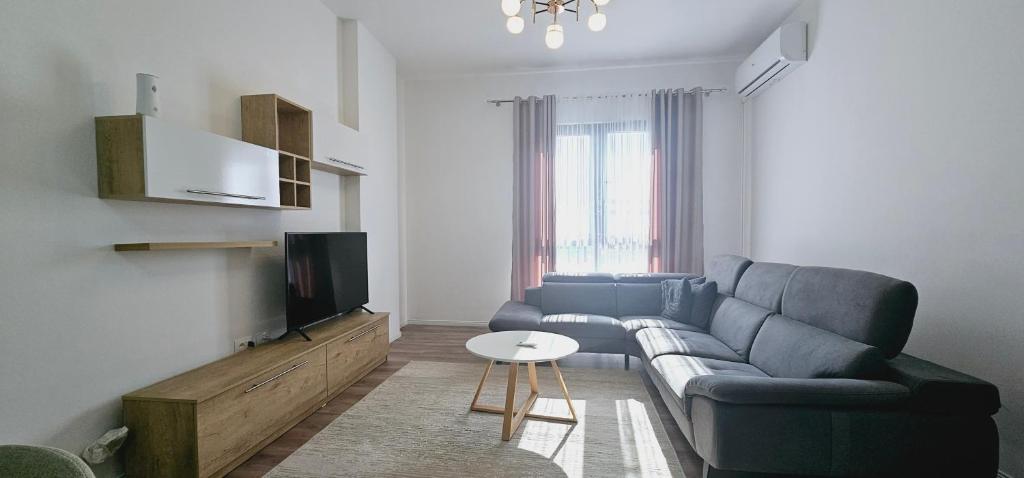 MyHouse at 21 Dhjetori - Image 1