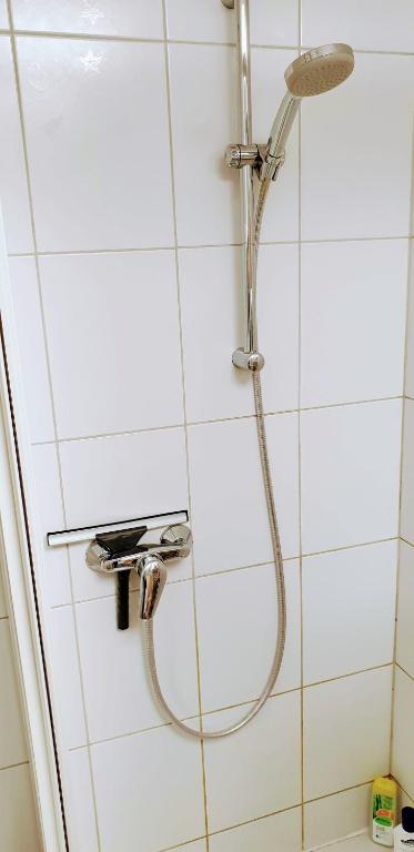 Koupelna v ubytování Lichtdurchflutetes Zimmer - Marienberg