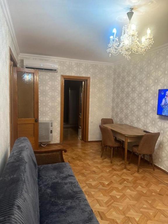 TV a/nebo společenská místnost v ubytování Apartment George