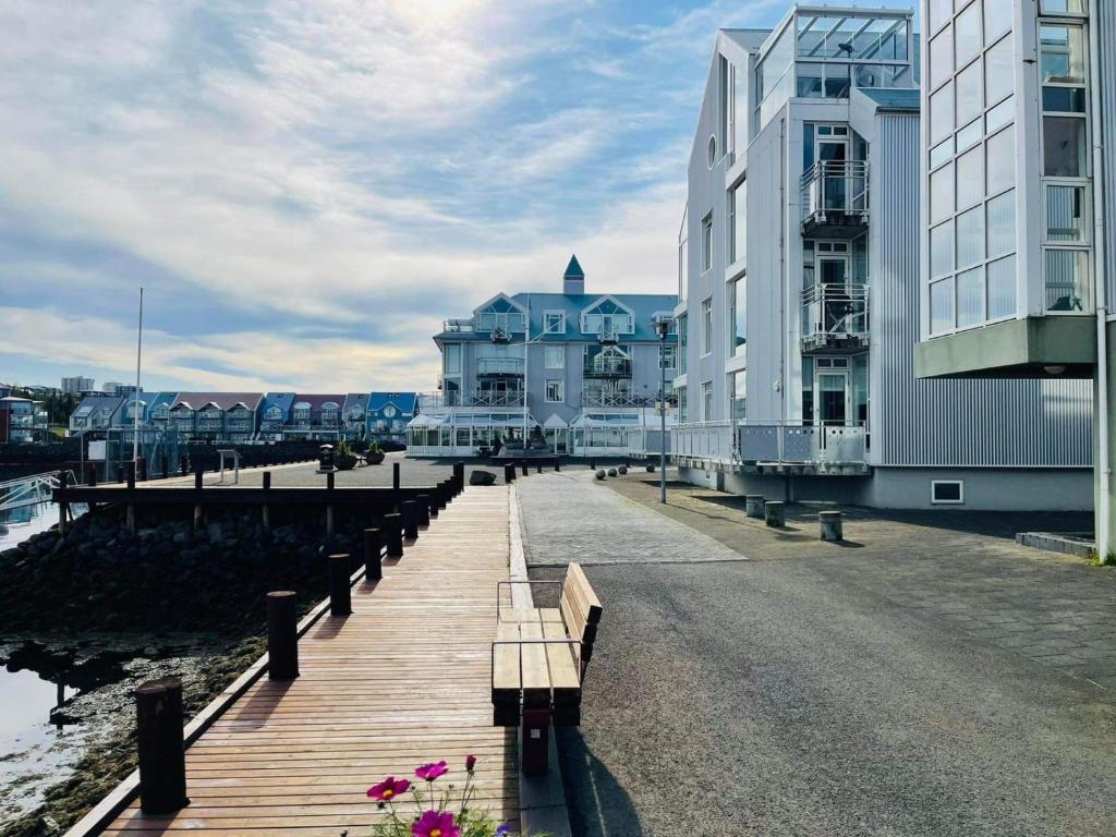 Fotografie z fotogalerie ubytování Studio Apartment with Ocean View v Reykjavíku
