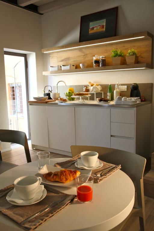 Jedlo v ubytovaní bed & breakfast alebo blízkom okolí