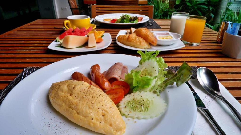 Sora Resort & Suites Sukhumvit photo