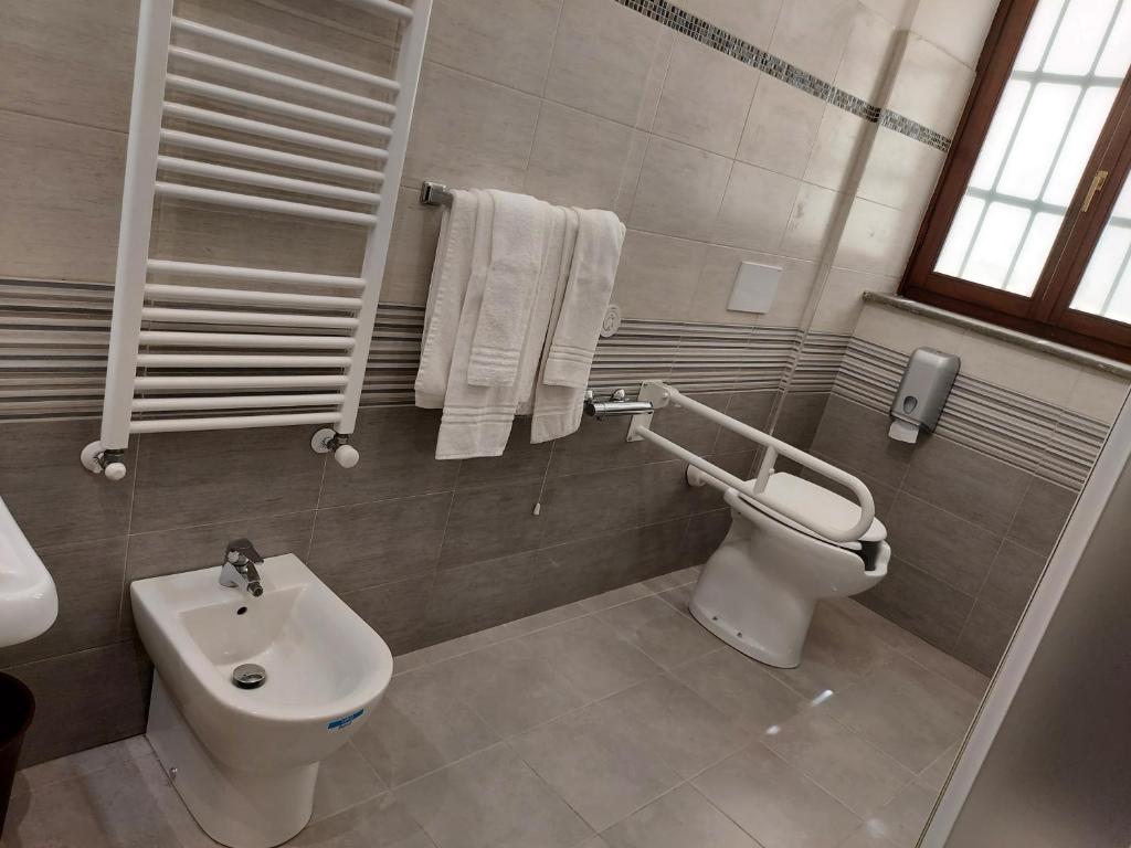 A bathroom at Appartamenti Valdocco