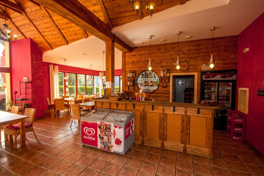 Lounge nebo bar v ubytování Penzion Kovářov
