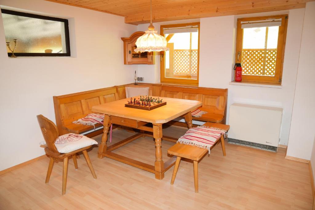 Fotografie z fotogalerie ubytování Haus Zirbennest v destinaci Zlem