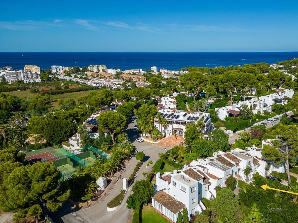 Fotografie z fotogalerie ubytování Villa Blanca situated in a Luxurious Spa Resort v destinaci Jávea