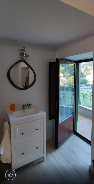 Albergue El Paso - Twin Room With Private Bathroom