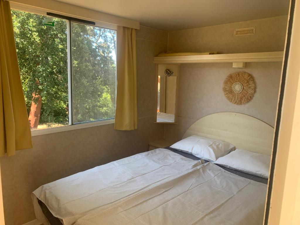 Postel nebo postele na pokoji v ubytování Chalet -O Solar