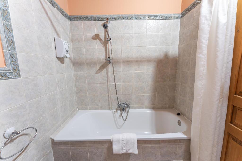 Koupelna v ubytování Hotel Rincón Castellano
