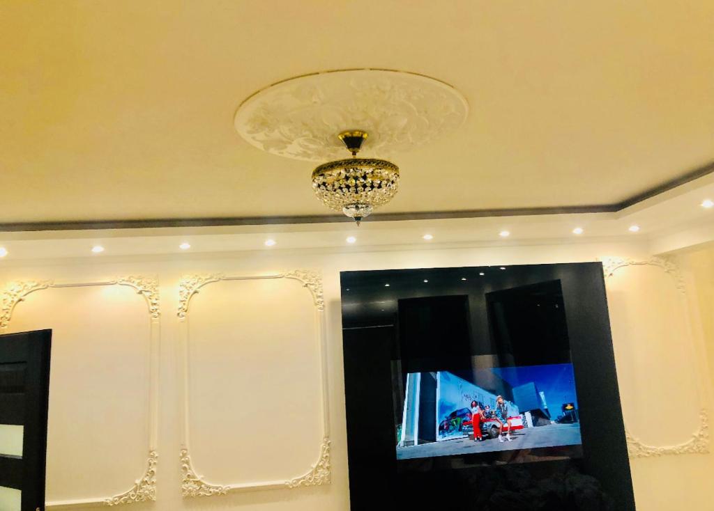 Hermes Apartments