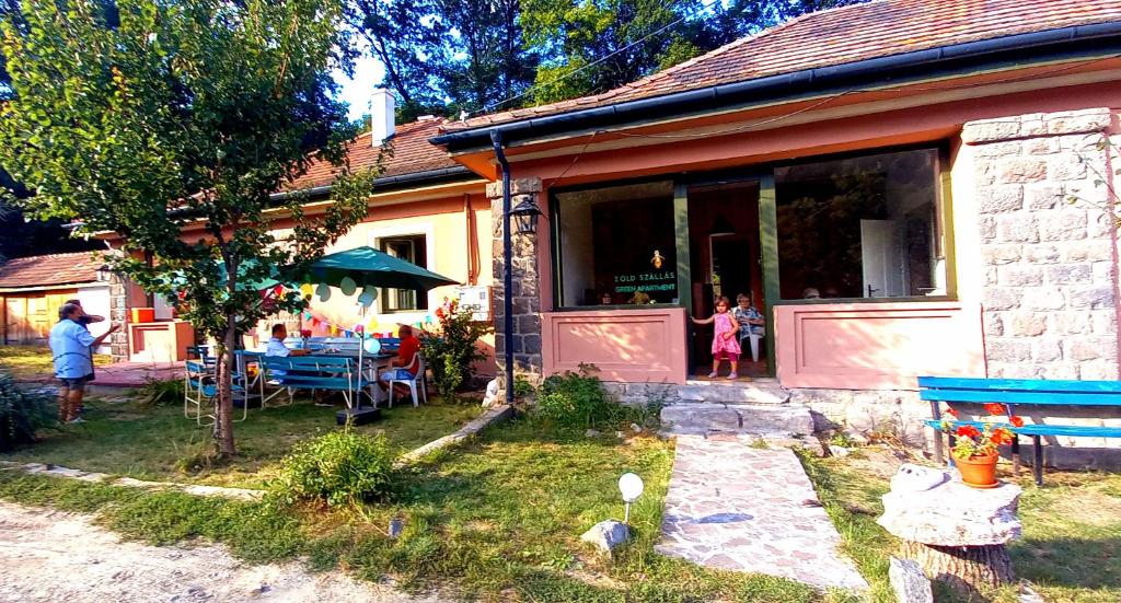 Dömörkapu Rengeteg Vendégház 2000 Szentendre, Dömörkapu út kép - 1